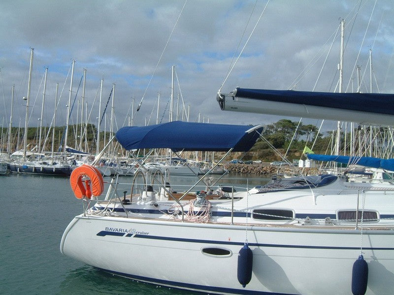 BIMINITOP LARGE 3 ARCHES BAVARIA BAVARIA 42 CRUISER 2005