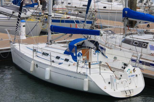 LARGE DECKHOUSE HOOD 2 ARCHES FIRST FIRST 310 1990