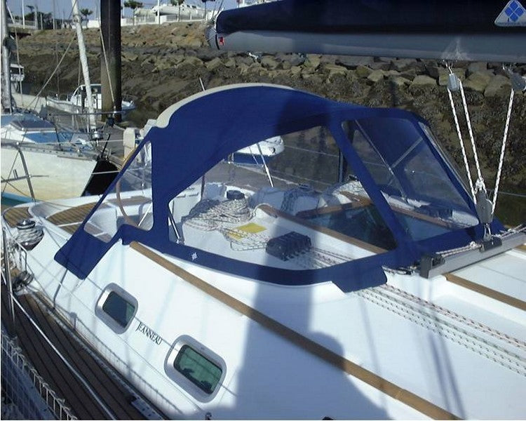 LARGE 2 ARCHES SUN ODYSSEY SUN ODYSSEY 37 1999 COWL
