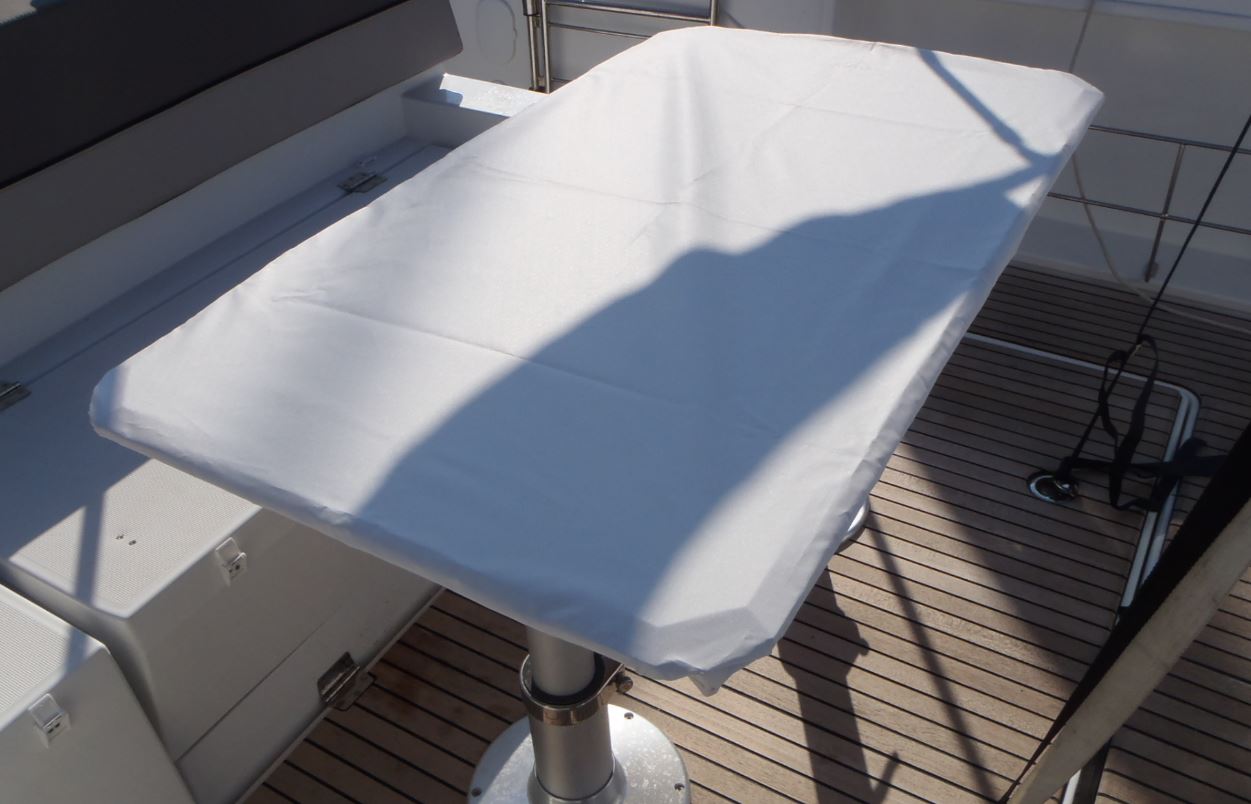HOUSSE DE TABLE DE COCKPIT CAP CAMARAT CAP CAMARAT 10 5 WA 2016