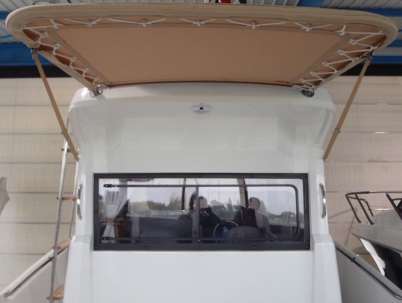 BARRACUDA AWNING BARRACUDA 9 2012