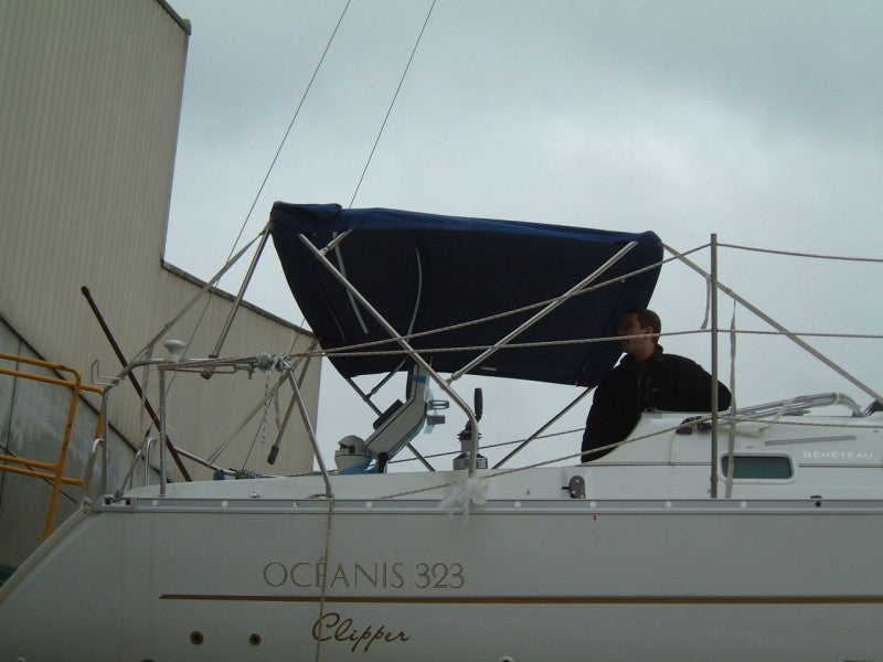 BIMINITOP LARGE 3 ARCHES OCEANIS OCEANIS 323 2004