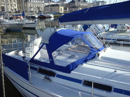 LARGE 2 ARCHES BAVARIA ROOFTOP BAVARIA 35 HOLIDAY 1995