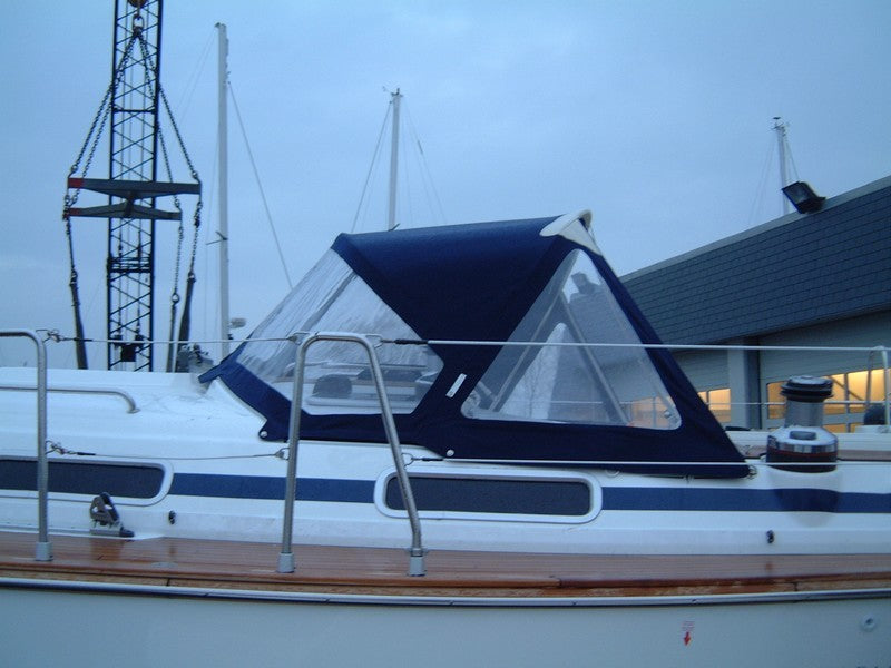 LARGE 2 ARCHES BAVARIA ROOFTOP BAVARIA 49 2003