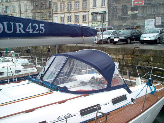 DUFOUR 425 GRAND LARGE 2 ARCHES DECKHOOD 2007