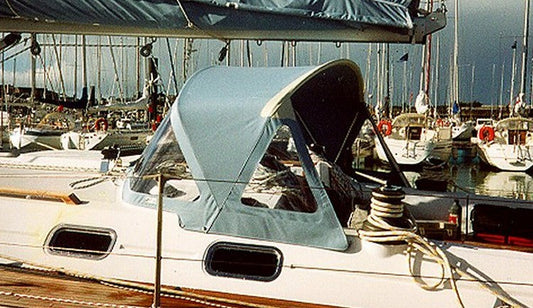 LARGE DECK HOOD 2 ARCHES DUFOUR DUFOUR 45 CLASSIC 1996