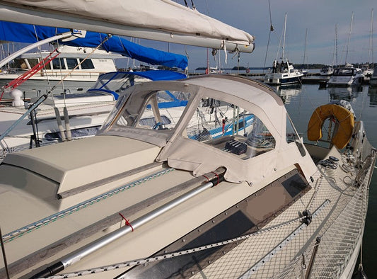 LARGE DECKHOUSE HOOD 2 ARCHES FIRST FIRST 26 1984