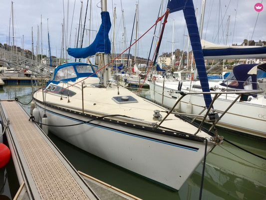 LARGE DECK HOOD 2 ARCHES KELT KELT 9 1981