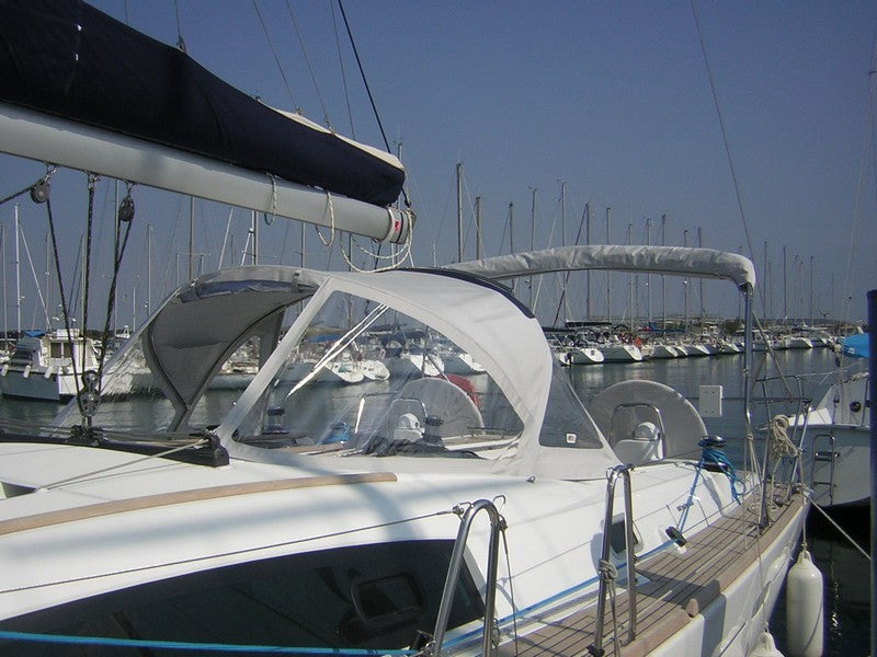 OCEANIS 43 2007 LARGE 2 ARCHES DECKHOOD