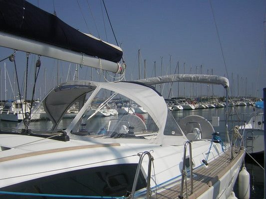 OCEANIS 43 2007 GRAND CAPOT DE PONT À 2 ARCHES