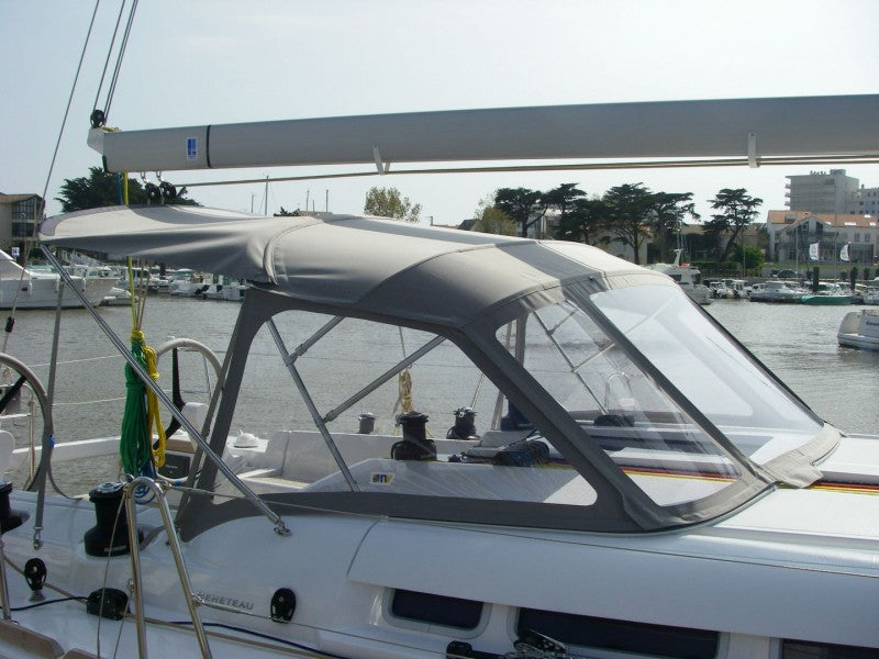 LARGE CRUISE HOOD FIRST FIRST 45 2008