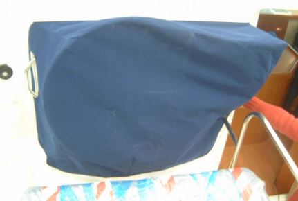 LAGOON CONSOLE COVER LAGOON 410 1997
