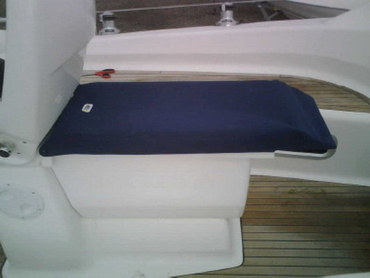 HOUSSE DE TABLE DE COCKPIT BAVARIA BAVARIA 38 CRUISER 2008