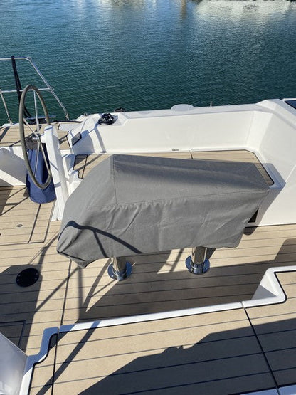 COCKPIT TABLE COVER BAVARIA BAVARIA C38 2021