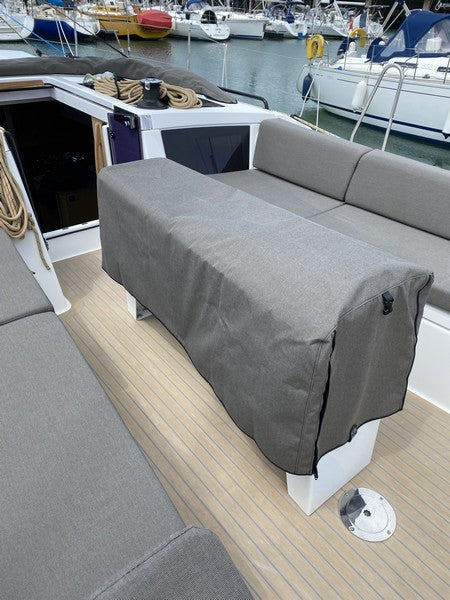 HOUSSE DE TABLE DE COCKPIT DUFOUR DUFOUR 44 2024