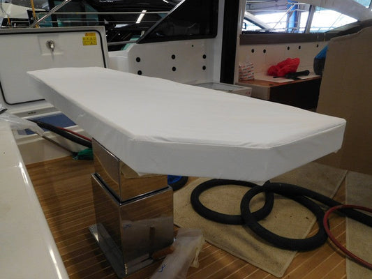 COCKPIT TABLE COVER GRAN TURISMO BENETEAU GRAN TURISMO 50 SPORT FLY 2017