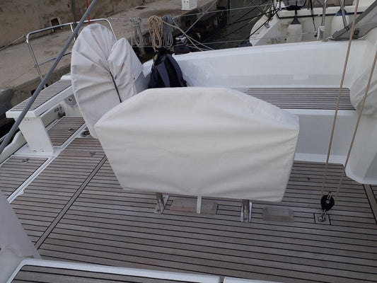 HOUSSE DE TABLE DE COCKPIT OCEANIS OCEANIS 38 1 AVEC ARCHES 2017