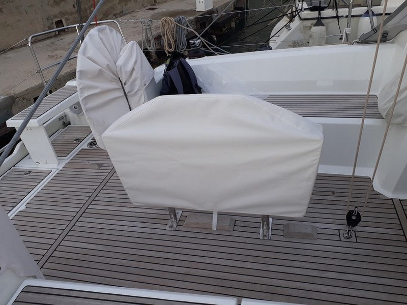 HOUSSE DE TABLE DE COCKPIT OCEANIS OCEANIS 38 1 SANS ARCHE 2017