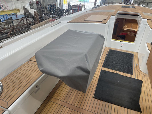 COCKPIT TABLE COVER OCEANIS OCEANIS YACHT 60 2022