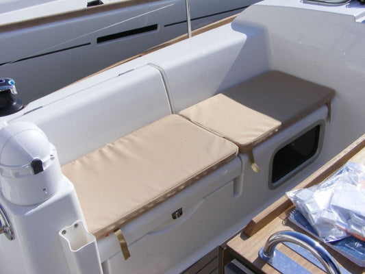COUSSINS DE COCKPIT DUFOUR DUFOUR 375 GRAND LARGE 2010