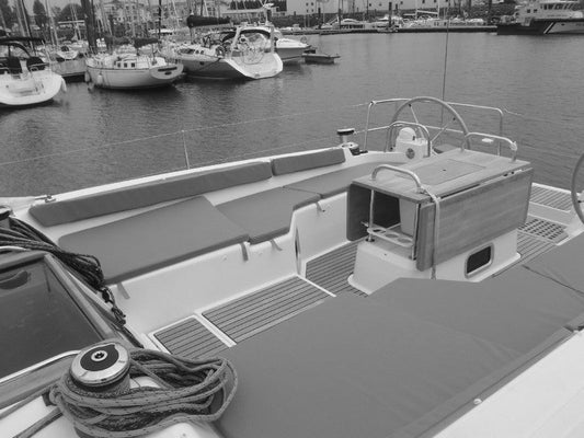 FIRST COCKPIT CUSHIONS FIRST 285 1986