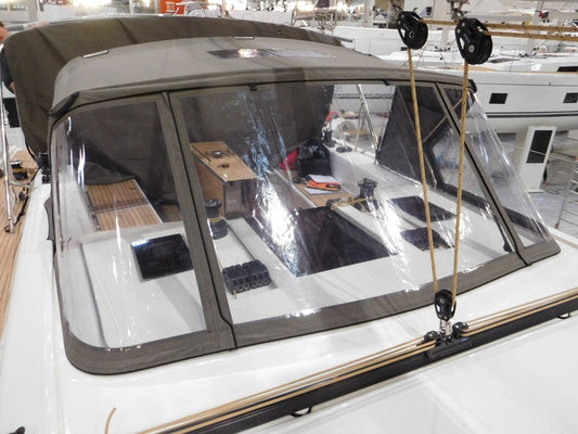 GRANDE CAPOTE DE PROTECTION DUFOUR DUFOUR 530 GRAND LARGE 2019