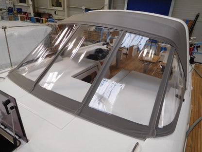 LARGE SPRAYHOOD OCEANIS OCEANIS YACHT 54  2019