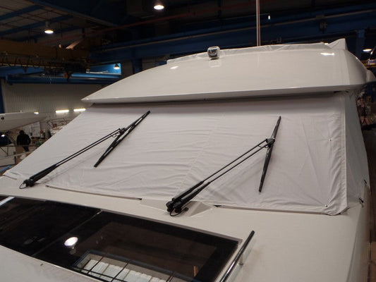 PROTECTION DE PARE-BRISE PRESTIGE PRESTIGE 680 F 2015