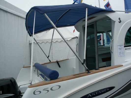 2-ARCH ALU R AWNING ANTARES ANTARES 650 HB 2004